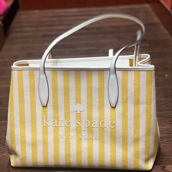 Kate Spade Street Yellow Striped Tote Bag authentic - Picture 2 of 7